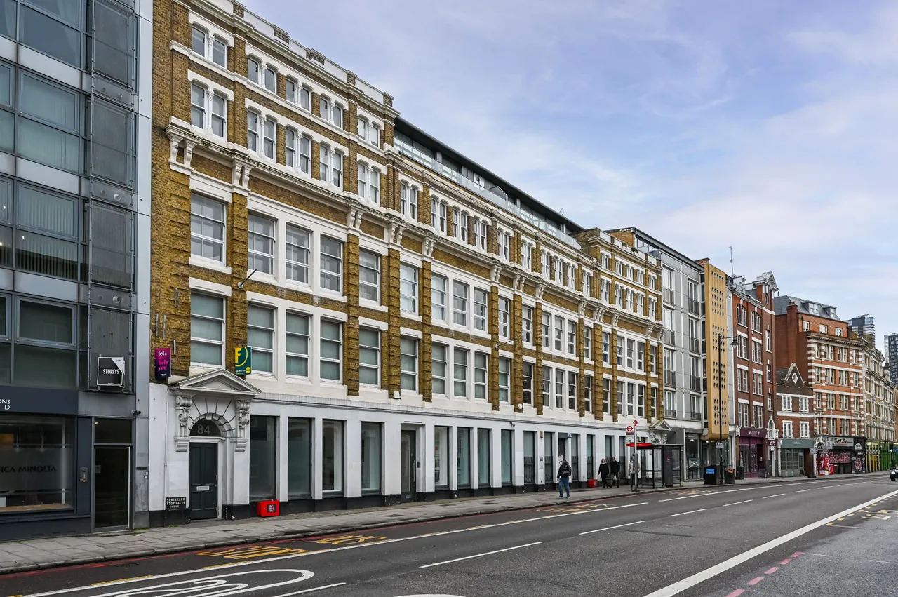 2 bed flat for sale — 44 Union Central Building, 78 Kingsland Road, London