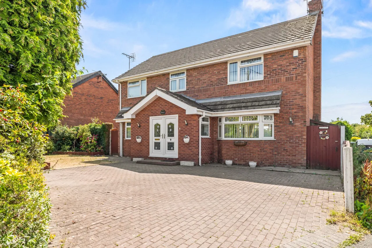 5 bed house for sale, Elton, Chester