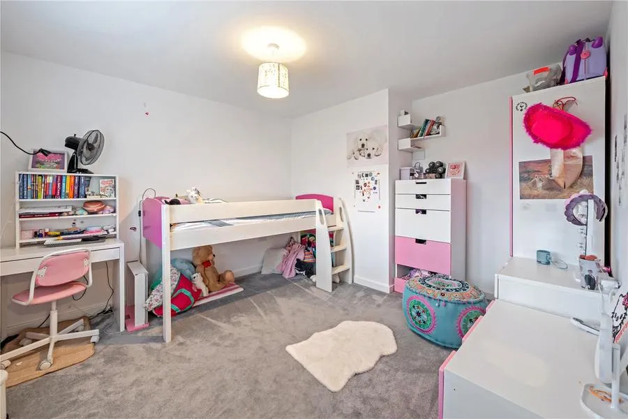 Paradine Street, Steeple Claydon, MK18, photo 23
