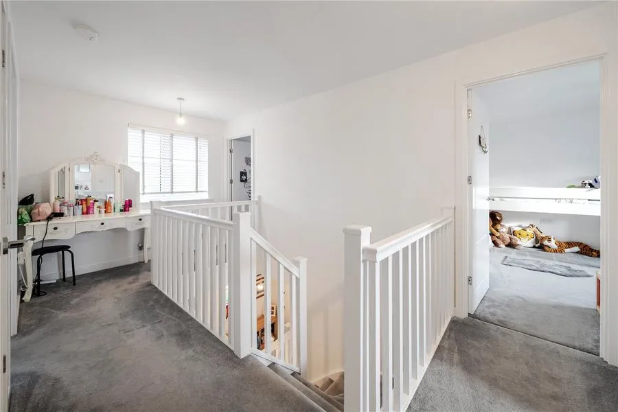 Paradine Street, Steeple Claydon, MK18, photo 17