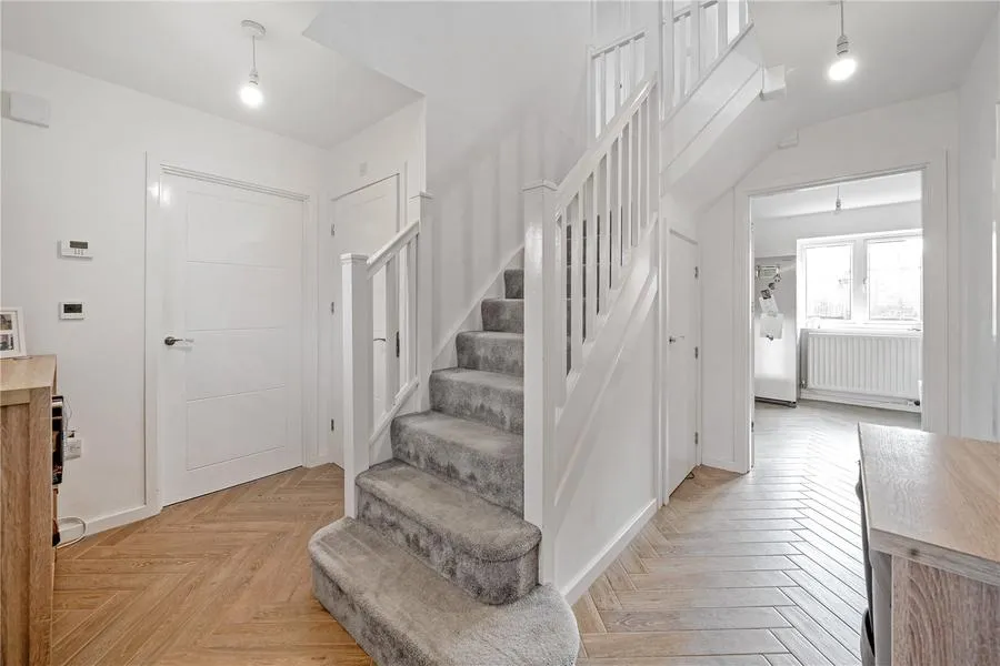 Paradine Street, Steeple Claydon, MK18, photo 16