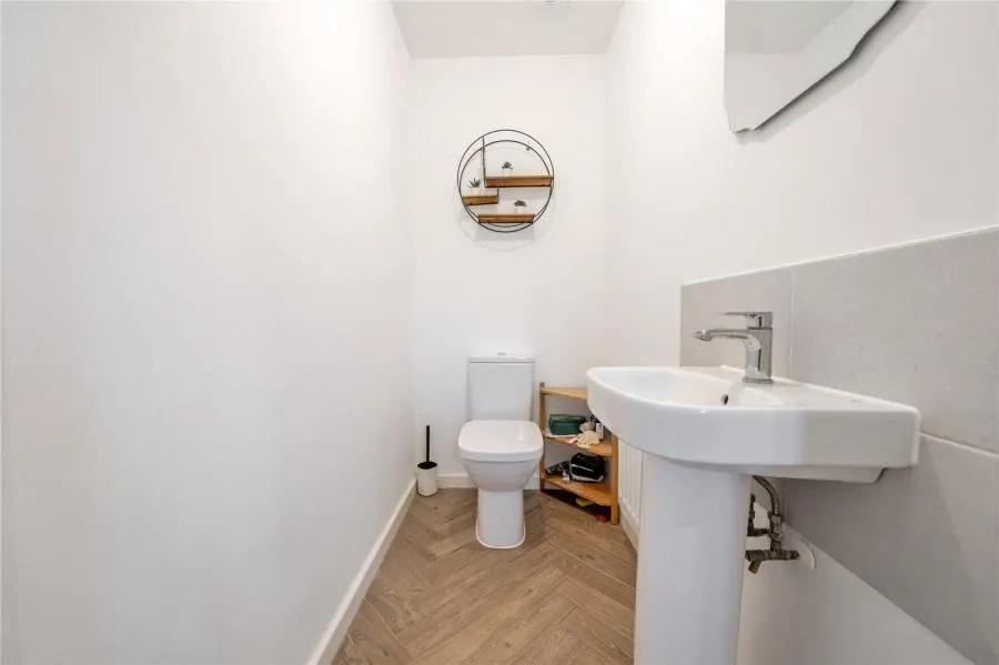 Paradine Street, Steeple Claydon, MK18, photo 12