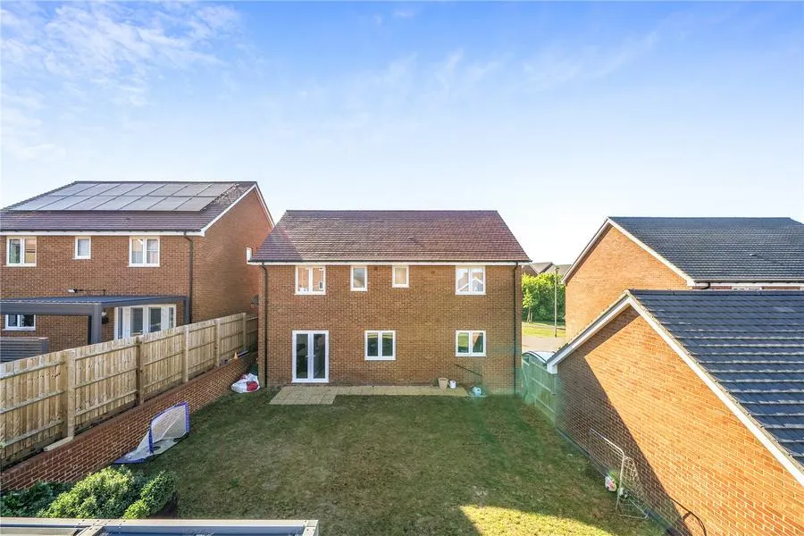 Paradine Street, Steeple Claydon, MK18, photo 15