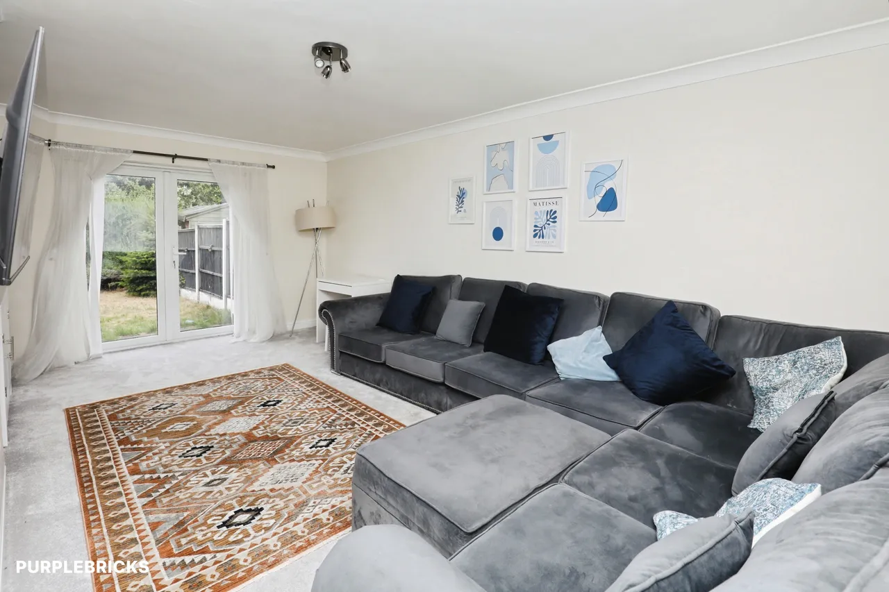 Frederick Banting Close, Bootle, L30, photo 2