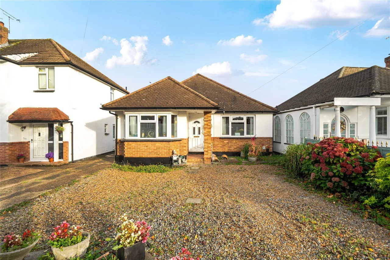 2 bed house for sale, Lodge Crescent, Orpington, BR6
