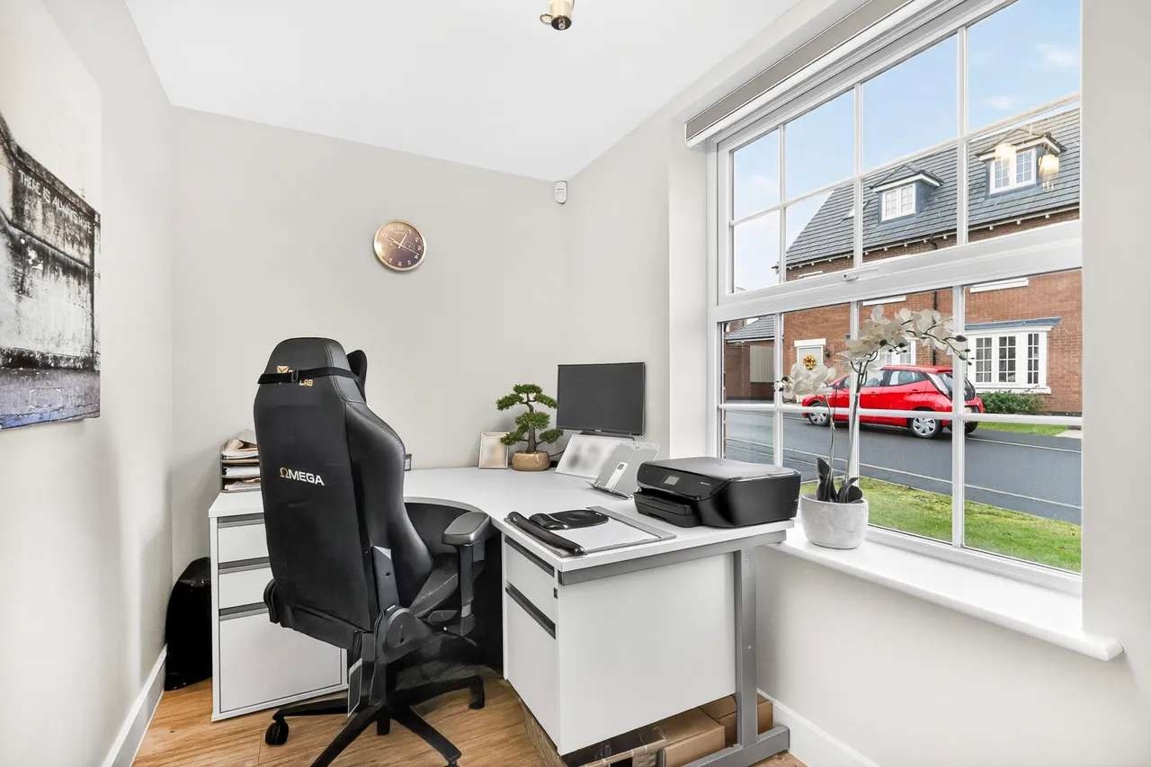 Lawton Road, Blackfordby, DE11, photo 8