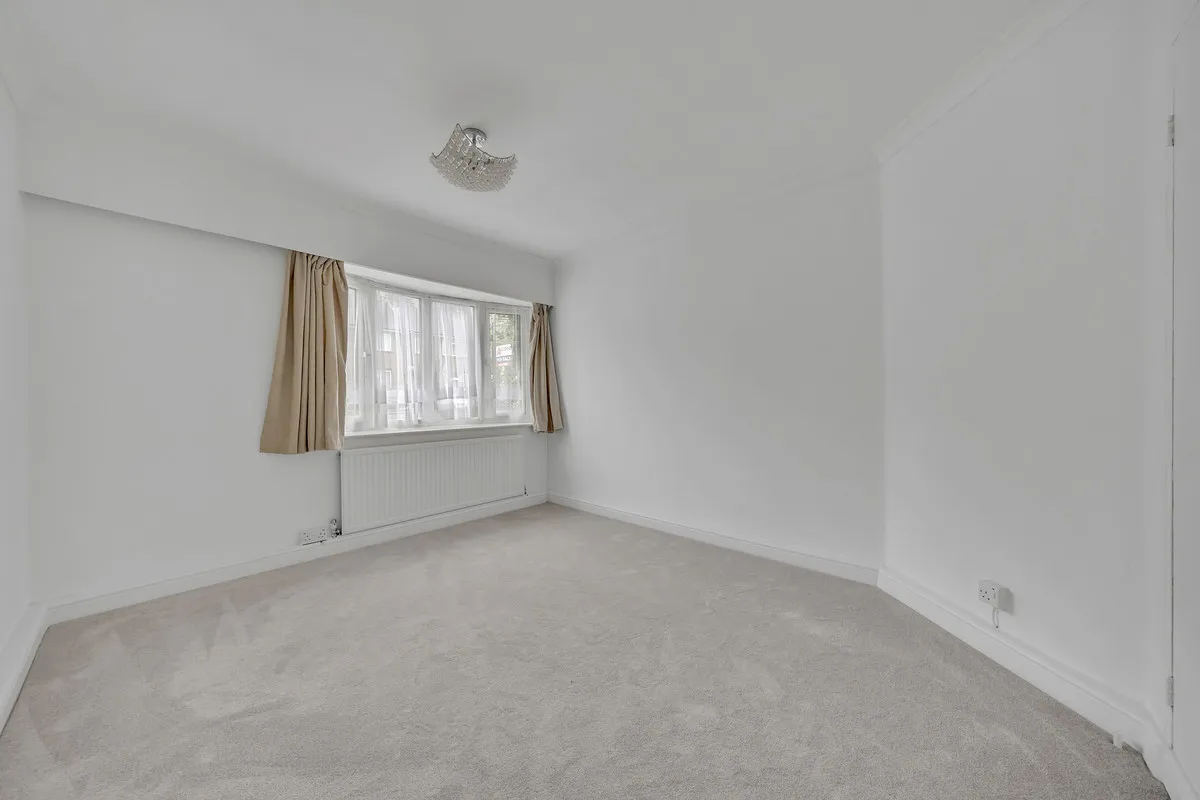 Chelmsford Avenue, Romford, RM5, photo 11