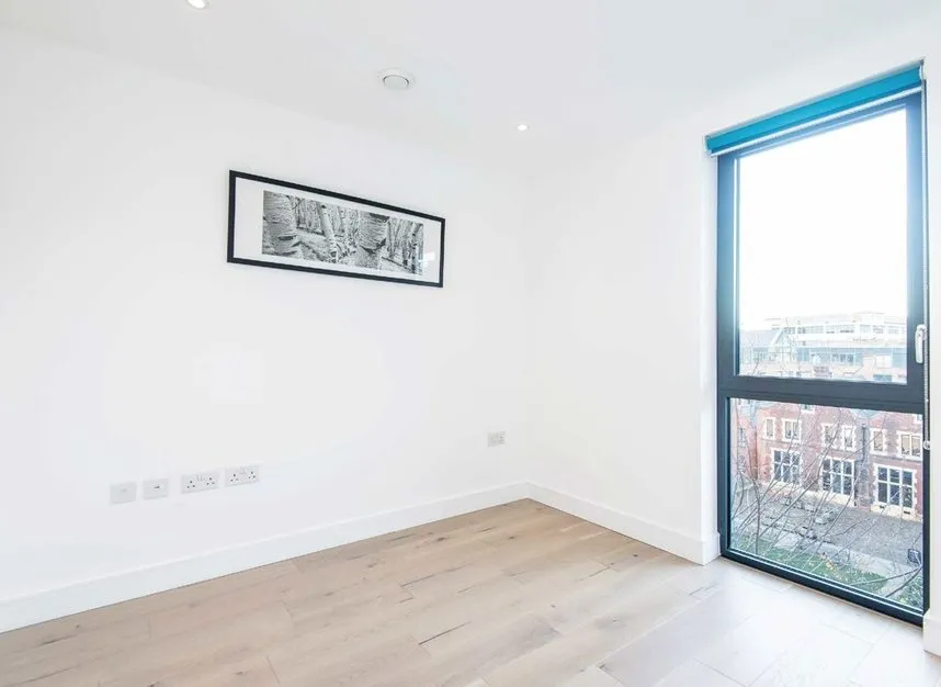 Commercial Street, Aldgate, E1, photo 5