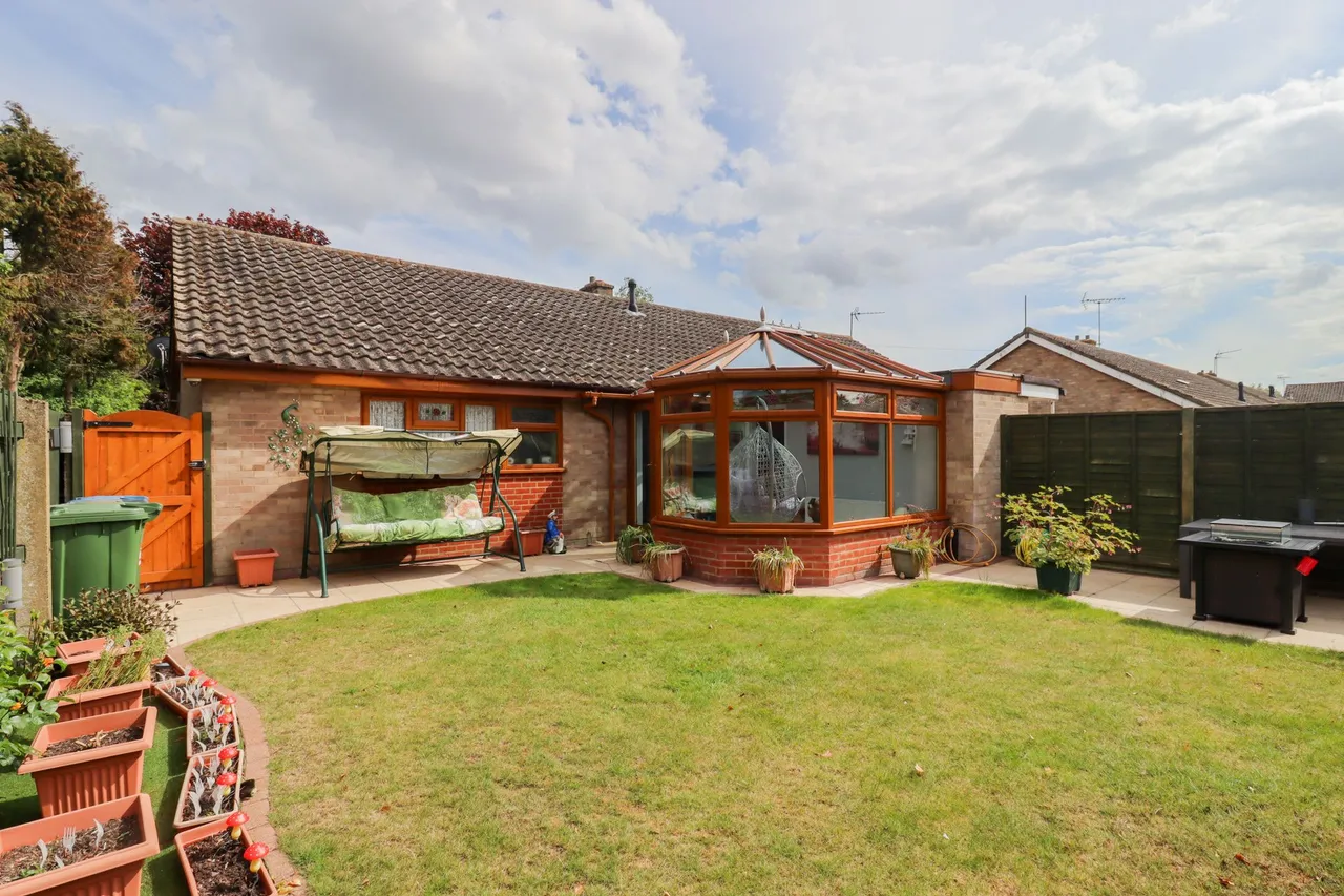 Stennetts Close, Trimley St Mary, Felixstowe, Suffolk, IP11 0TZ, photo 18