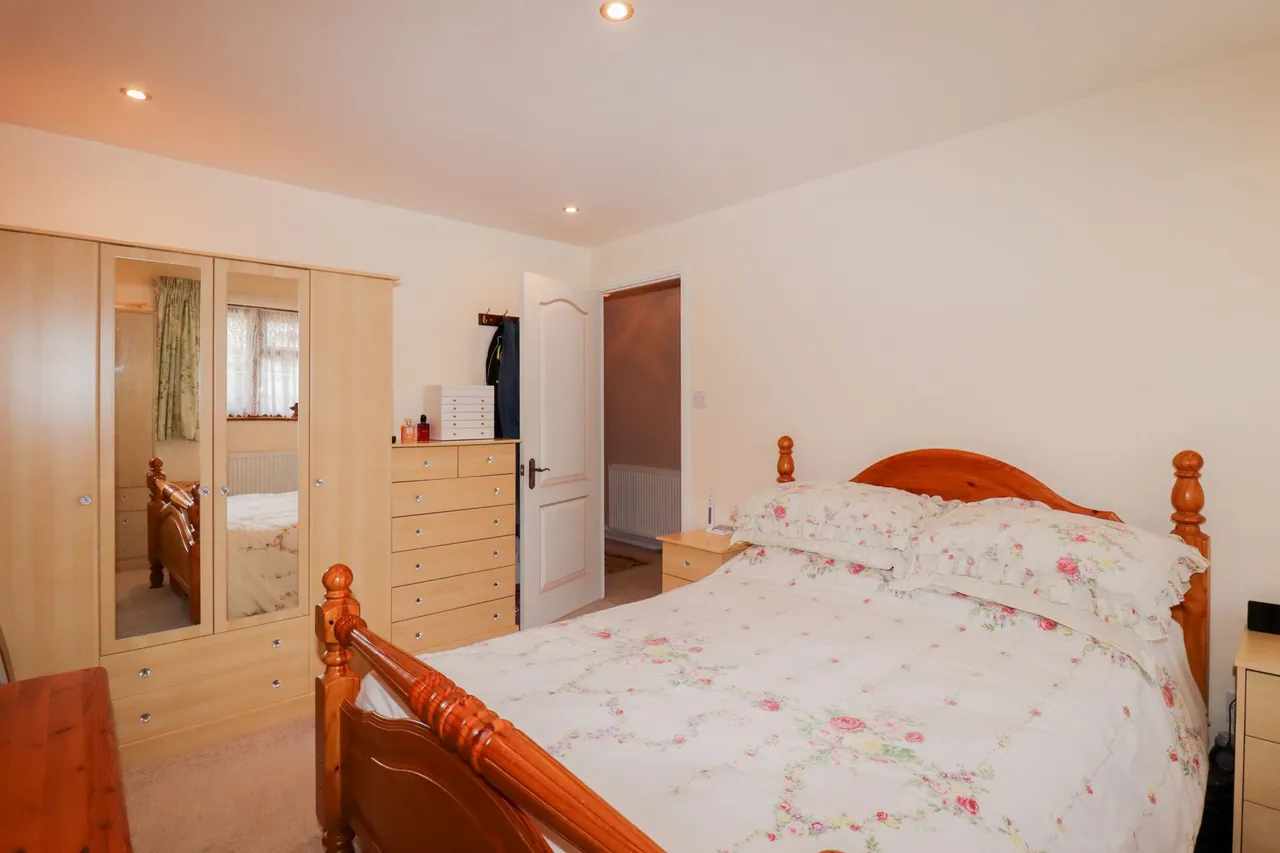 Stennetts Close, Trimley St Mary, Felixstowe, Suffolk, IP11 0TZ, photo 13