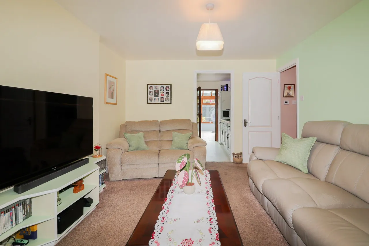 Stennetts Close, Trimley St Mary, Felixstowe, Suffolk, IP11 0TZ, photo 5