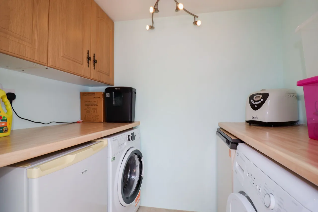 Stennetts Close, Trimley St Mary, Felixstowe, Suffolk, IP11 0TZ, photo 10