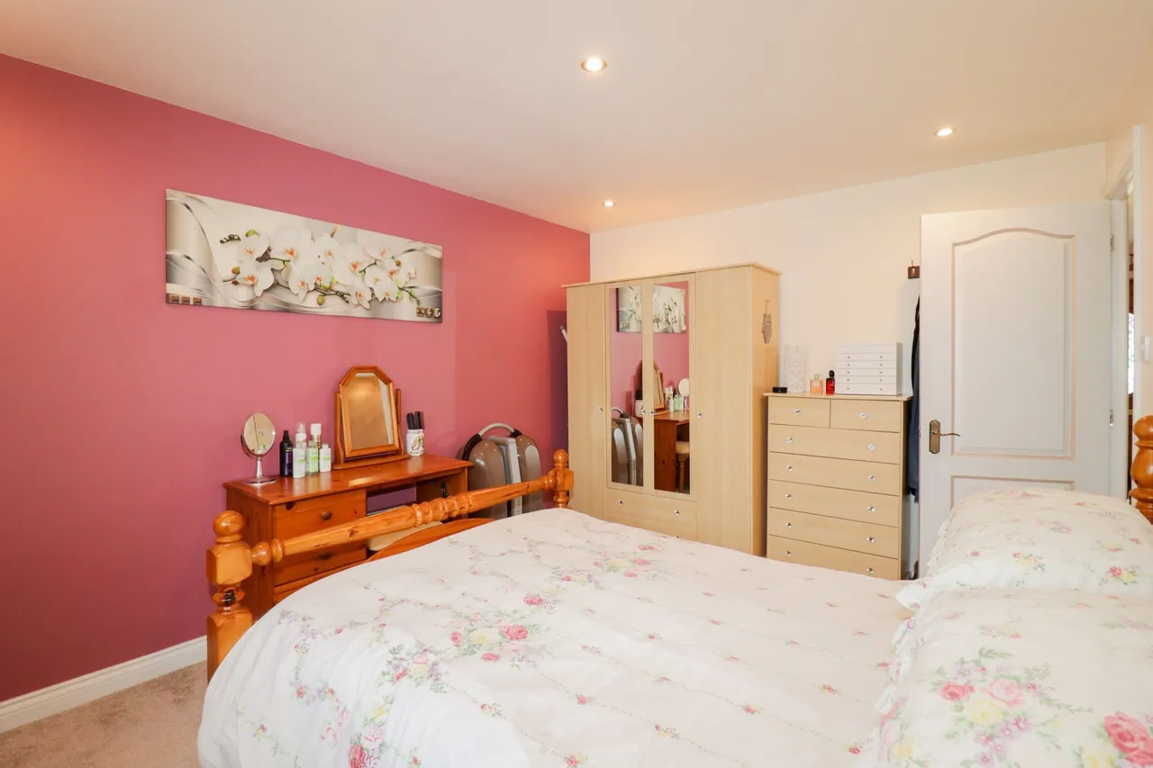 Stennetts Close, Trimley St Mary, Felixstowe, Suffolk, IP11 0TZ, photo 14