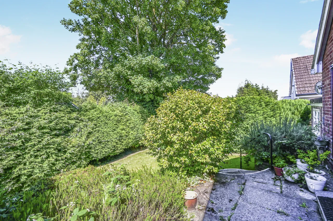 Quickswood Drive, Liverpool, L25, photo 17