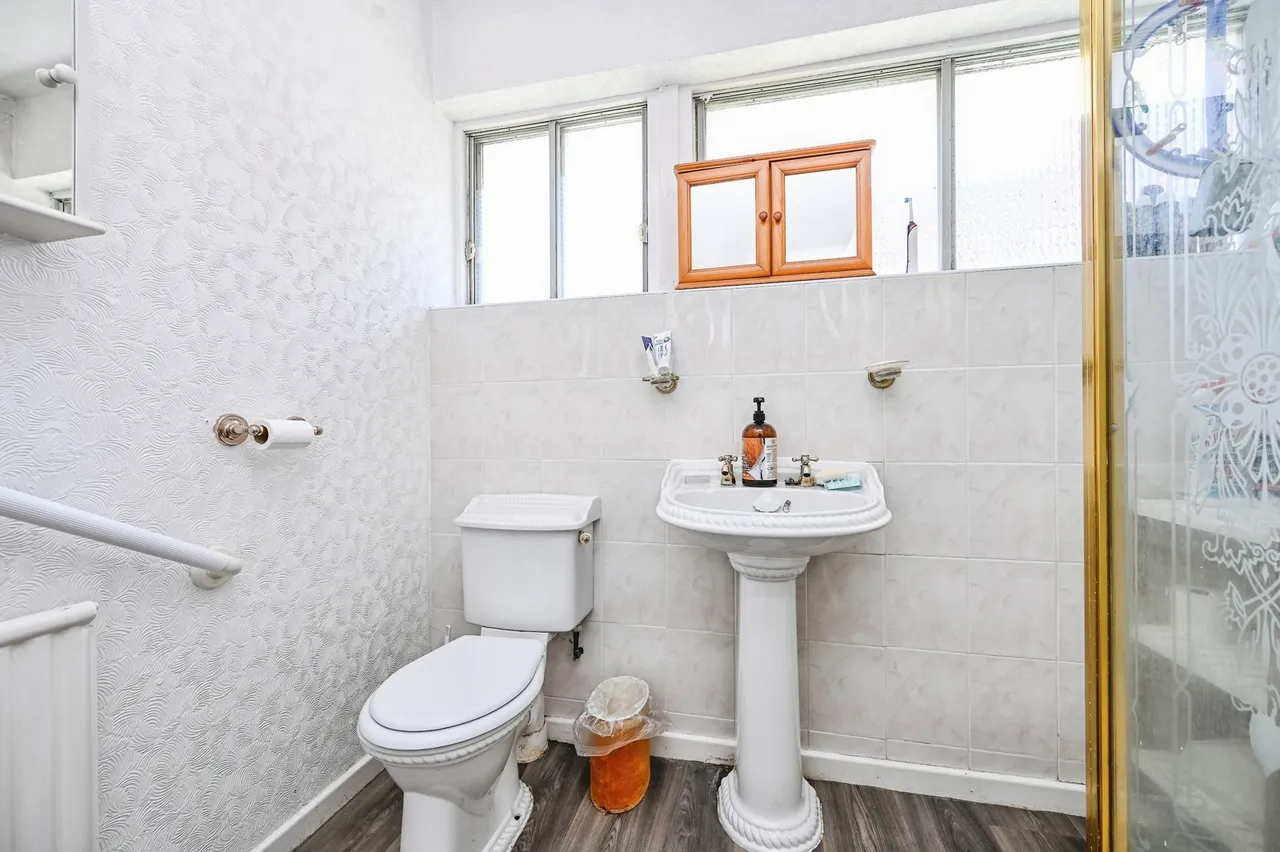 Quickswood Drive, Liverpool, L25, photo 13