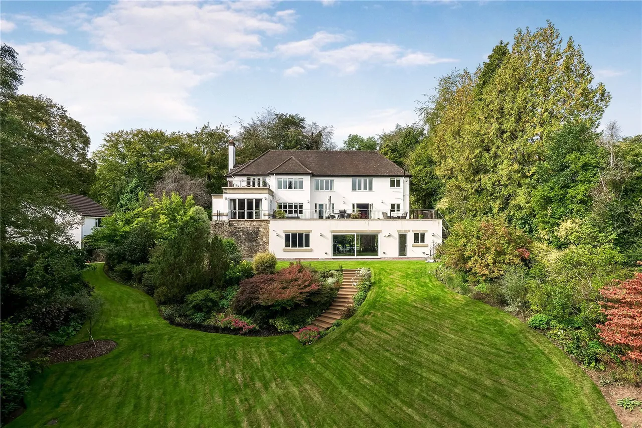 Macclesfield Road, Prestbury, SK10, photo 19