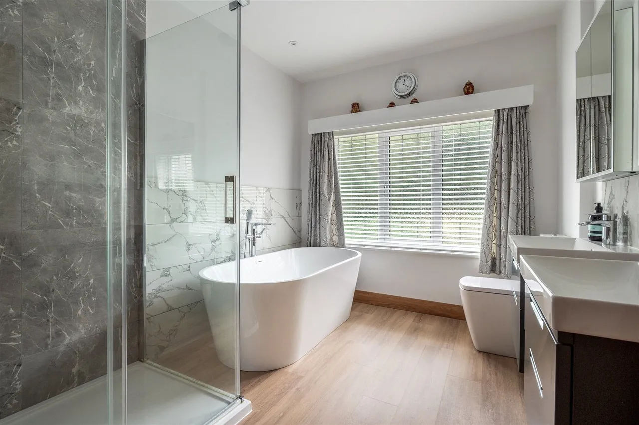 Macclesfield Road, Prestbury, SK10, photo 13