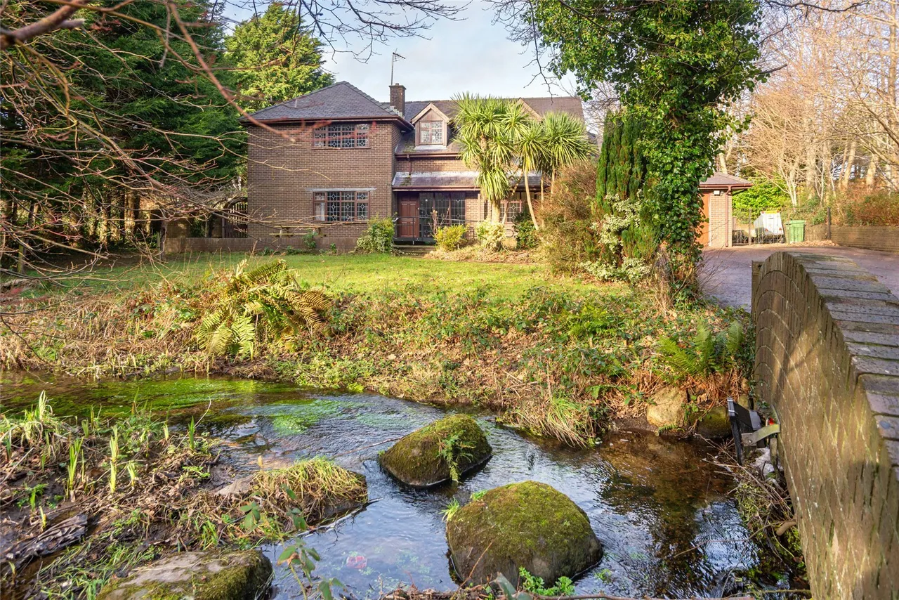 5 bed house for sale, Llanrug, Caernarfon, LL55