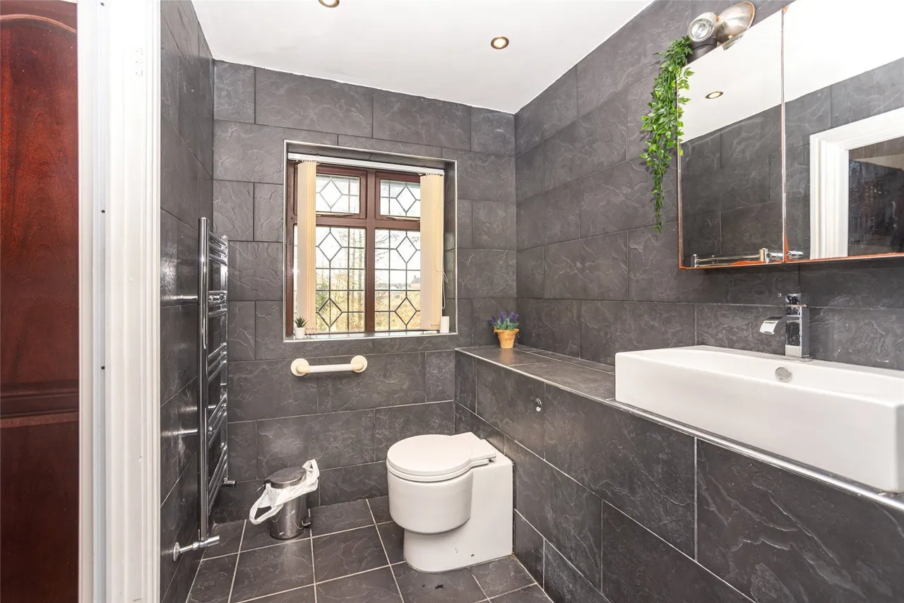 Llanrug, Caernarfon, LL55, photo 13