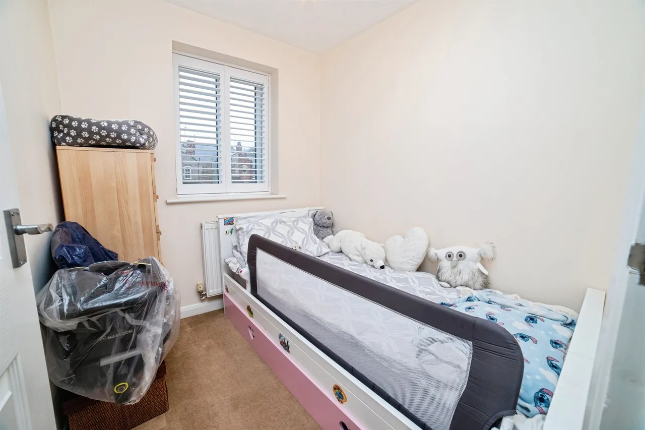 Carlyle Gardens, Heanor, DE75, photo 15