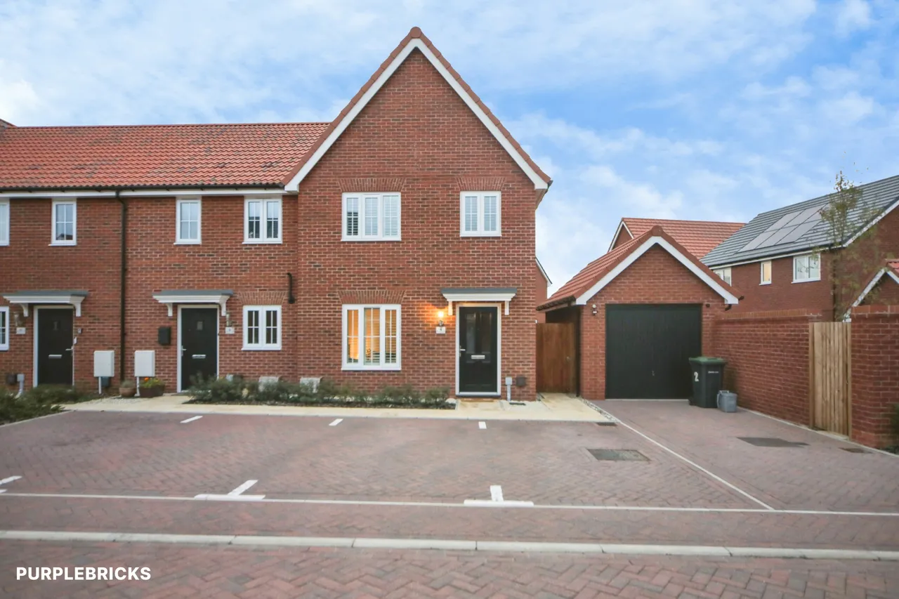 3 bed house for sale, Old Garden Crescent, Ipswich, IP8