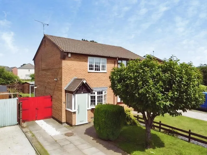 2 bed house for sale — Kilmarie Close, Hinckley, Leicestershire, LE10