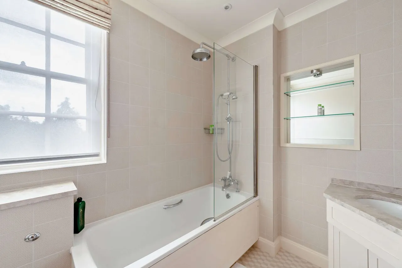 Saratt, Rickmansworth, Hertfordshire, WD3 4PA, photo 8