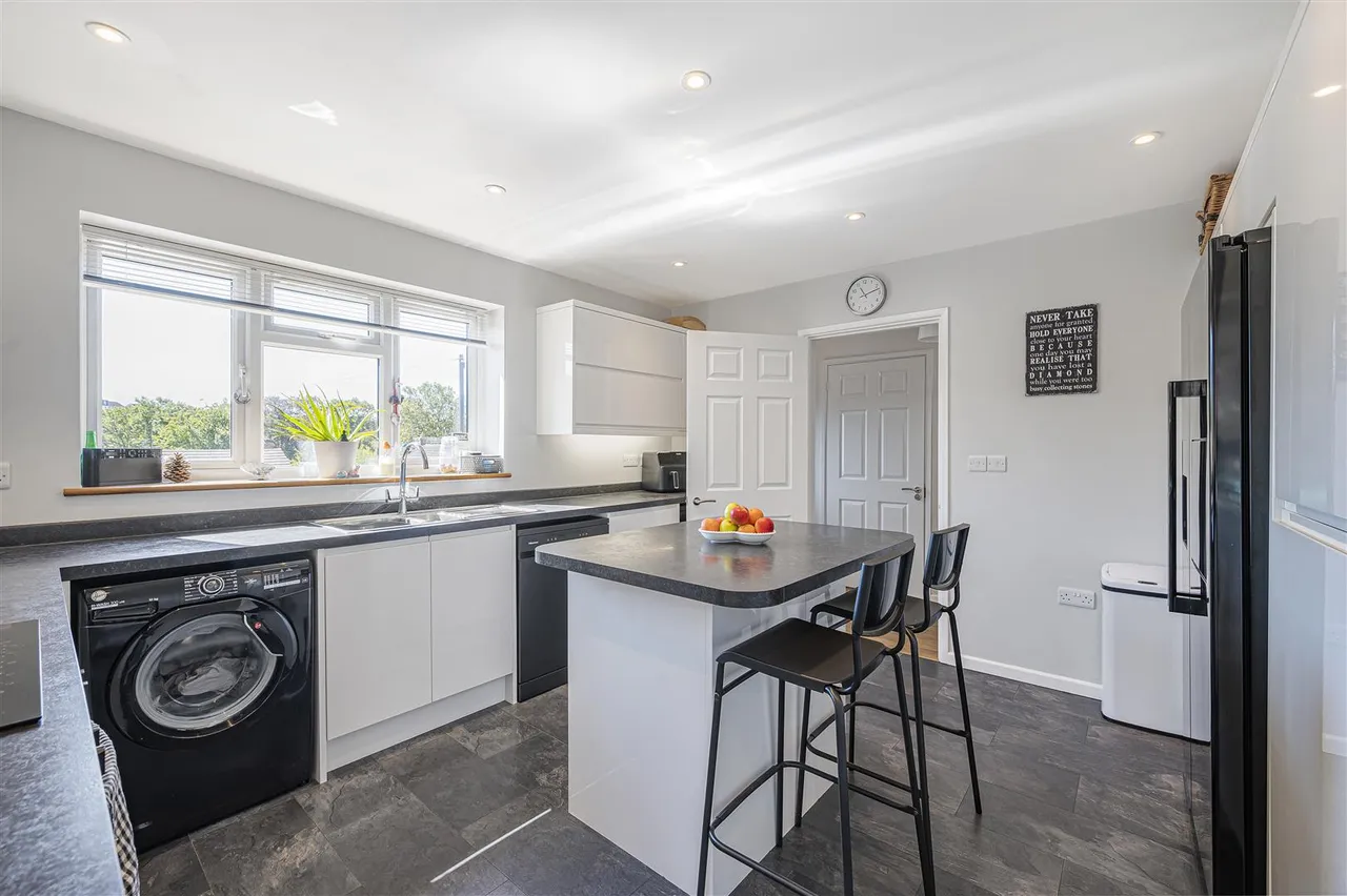 Wellington Road, Newhaven, photo 18