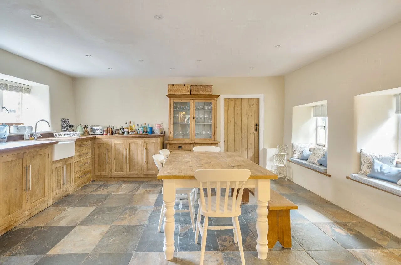 Mitchell Cottages, Gittisham, Honiton, East Devon, EX14 3AF, photo 6
