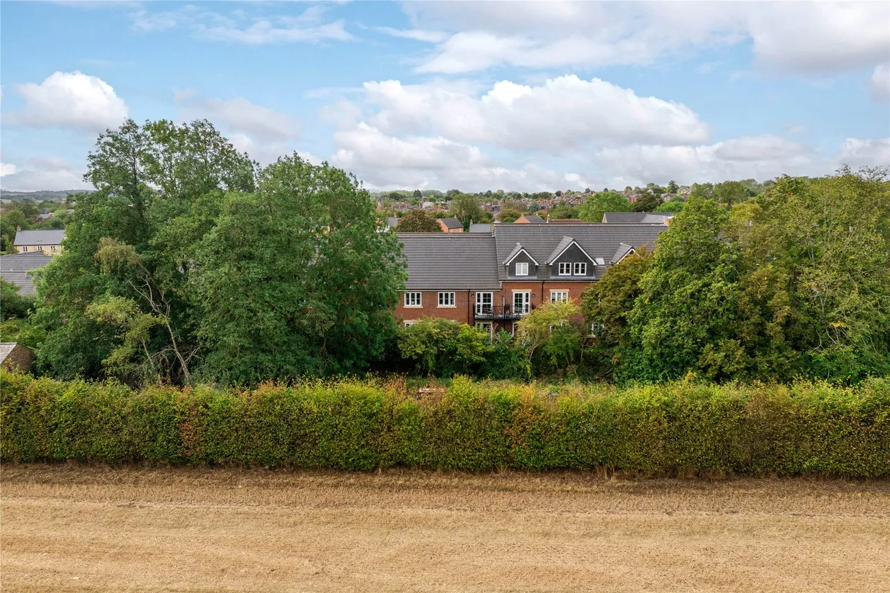 Teedon Lane, Olney, MK46, photo 13