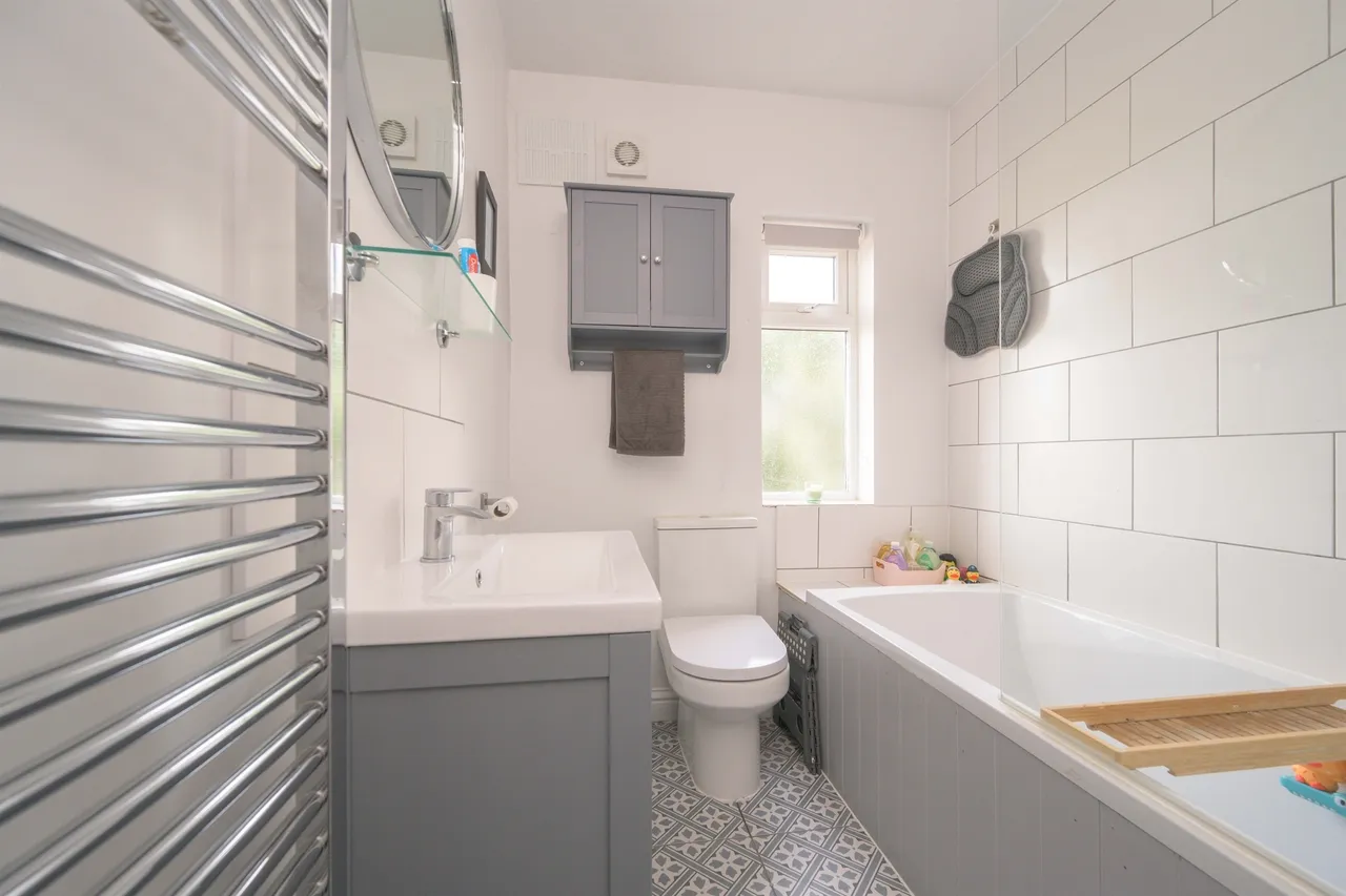 Hillside Avenue, Kettering, NN15, photo 9