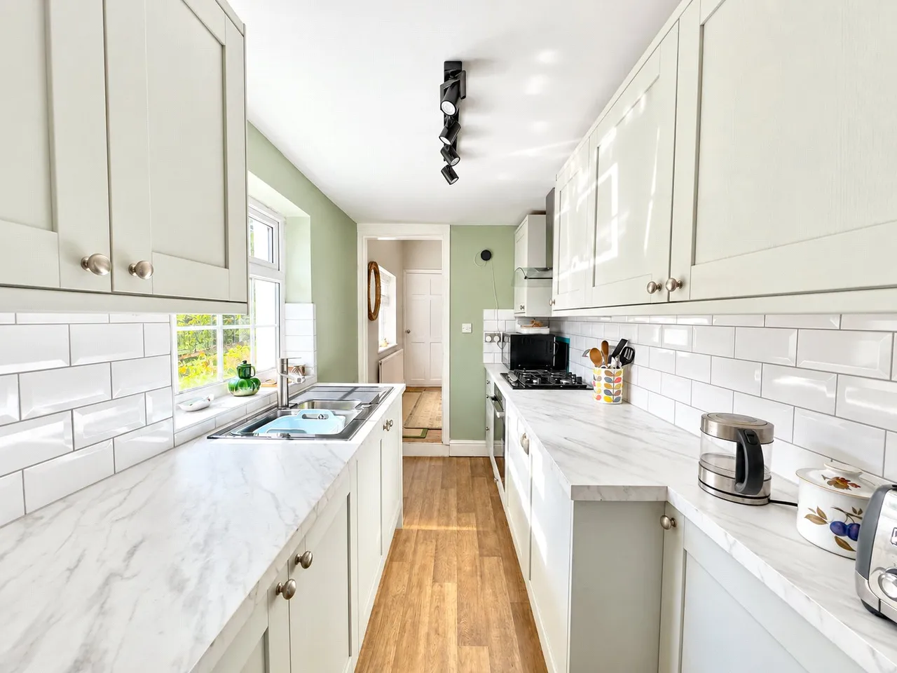 Pensby Road, Heswall, CH60, photo 8
