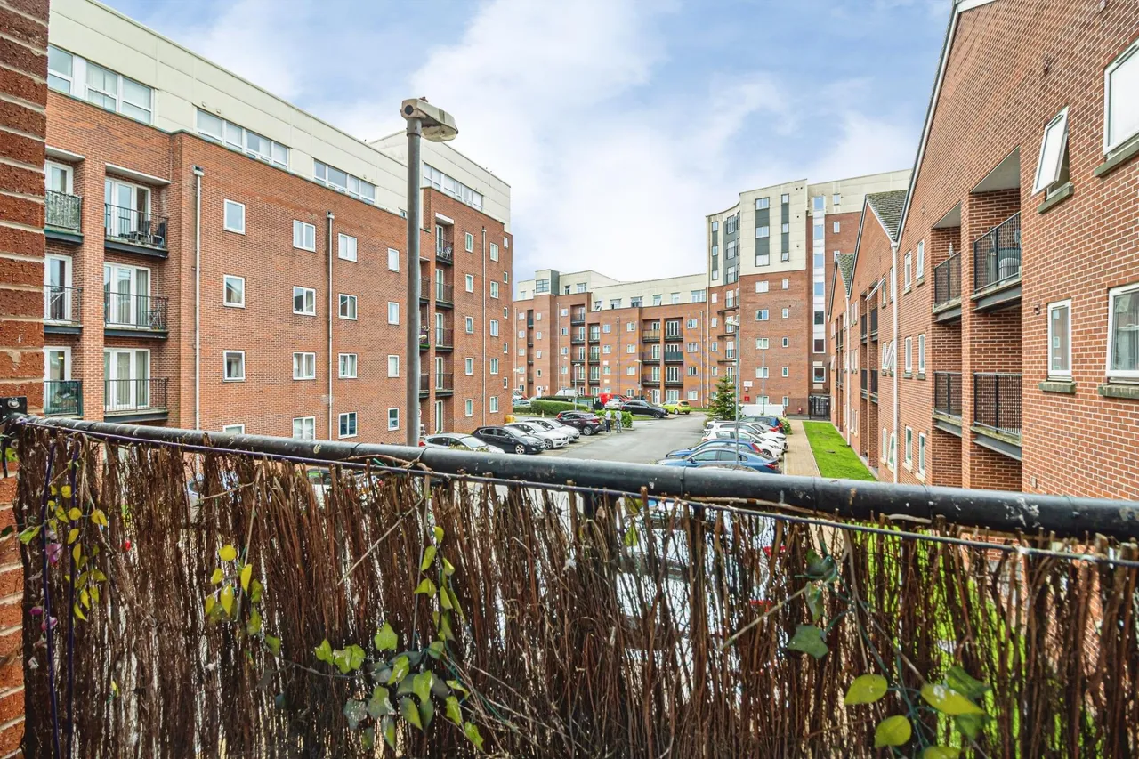 Hessel Street, Salford, M50, photo 5