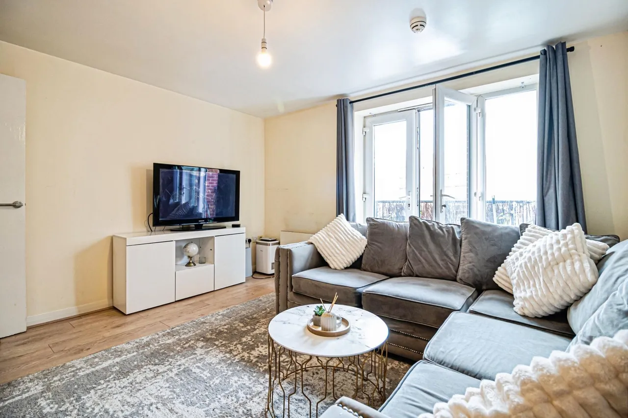 Hessel Street, Salford, M50, photo 7