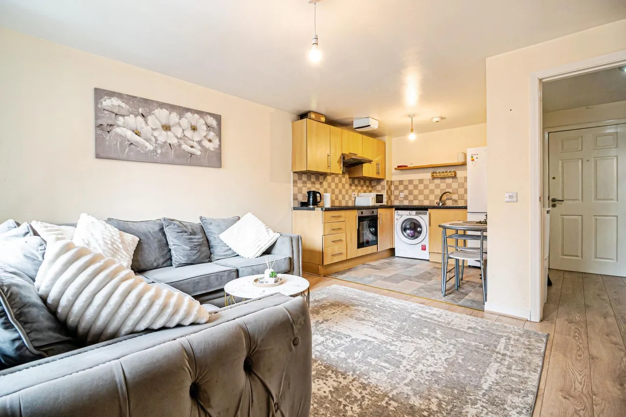 Hessel Street, Salford, M50, photo 6