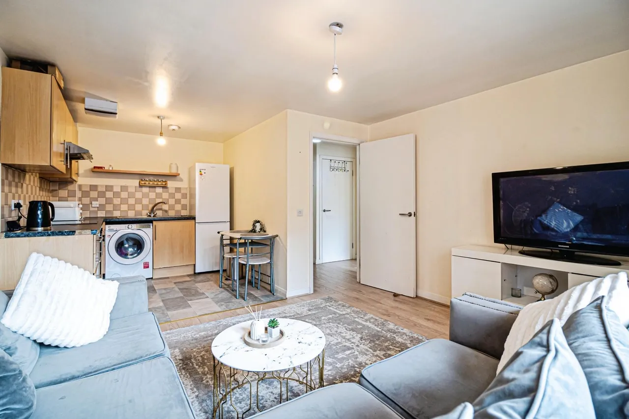 Hessel Street, Salford, M50, photo 10