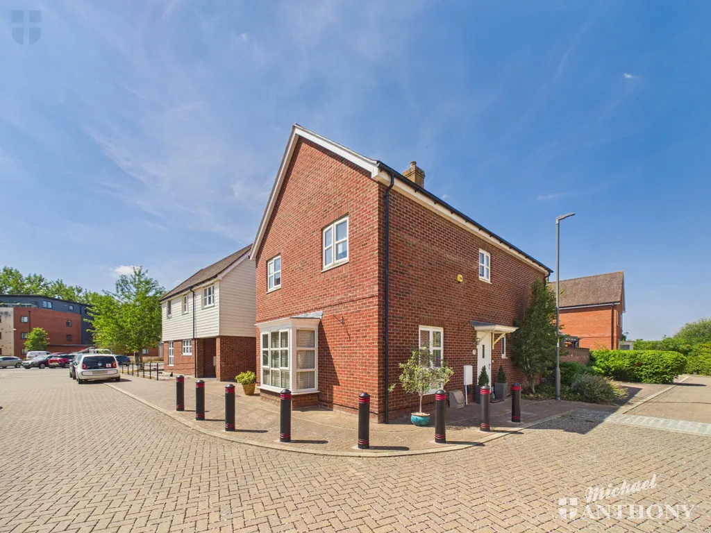 4 bed house for sale — Provis Wharf, Aylesbury, HP20 1AQ