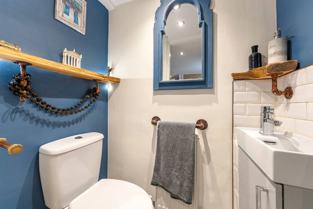 College Road, Harrogate, HG2, photo 19
