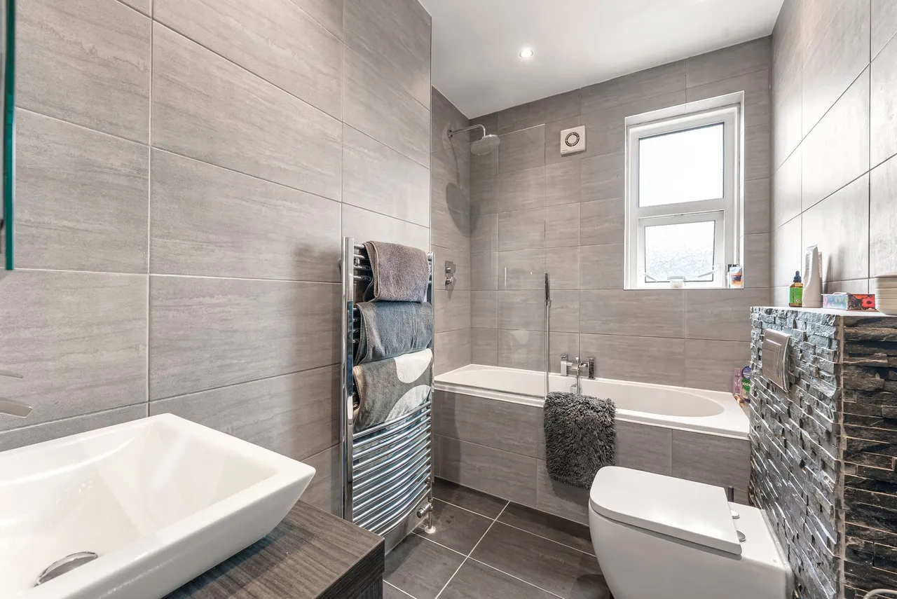 College Road, Harrogate, HG2, photo 12