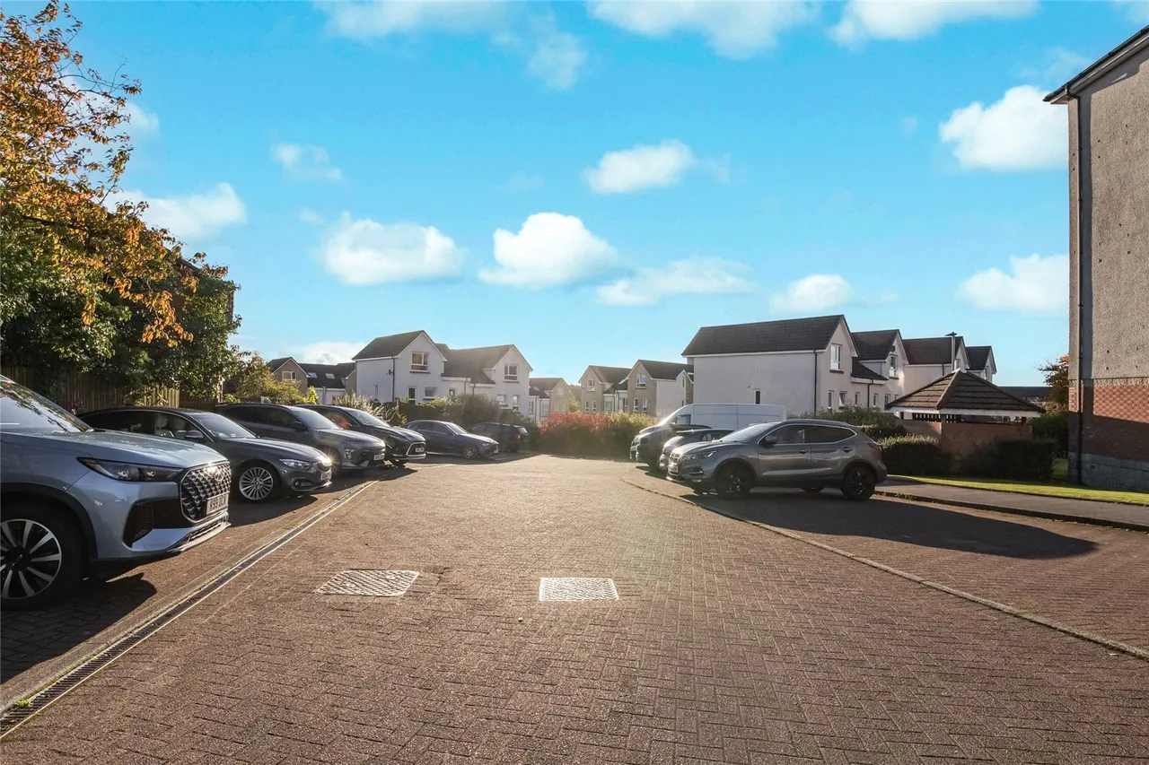 Stewartfield Gardens, Stewartfield, G74, photo 16