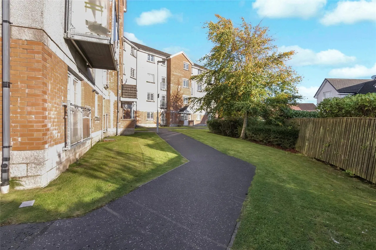 Stewartfield Gardens, Stewartfield, G74, photo 18