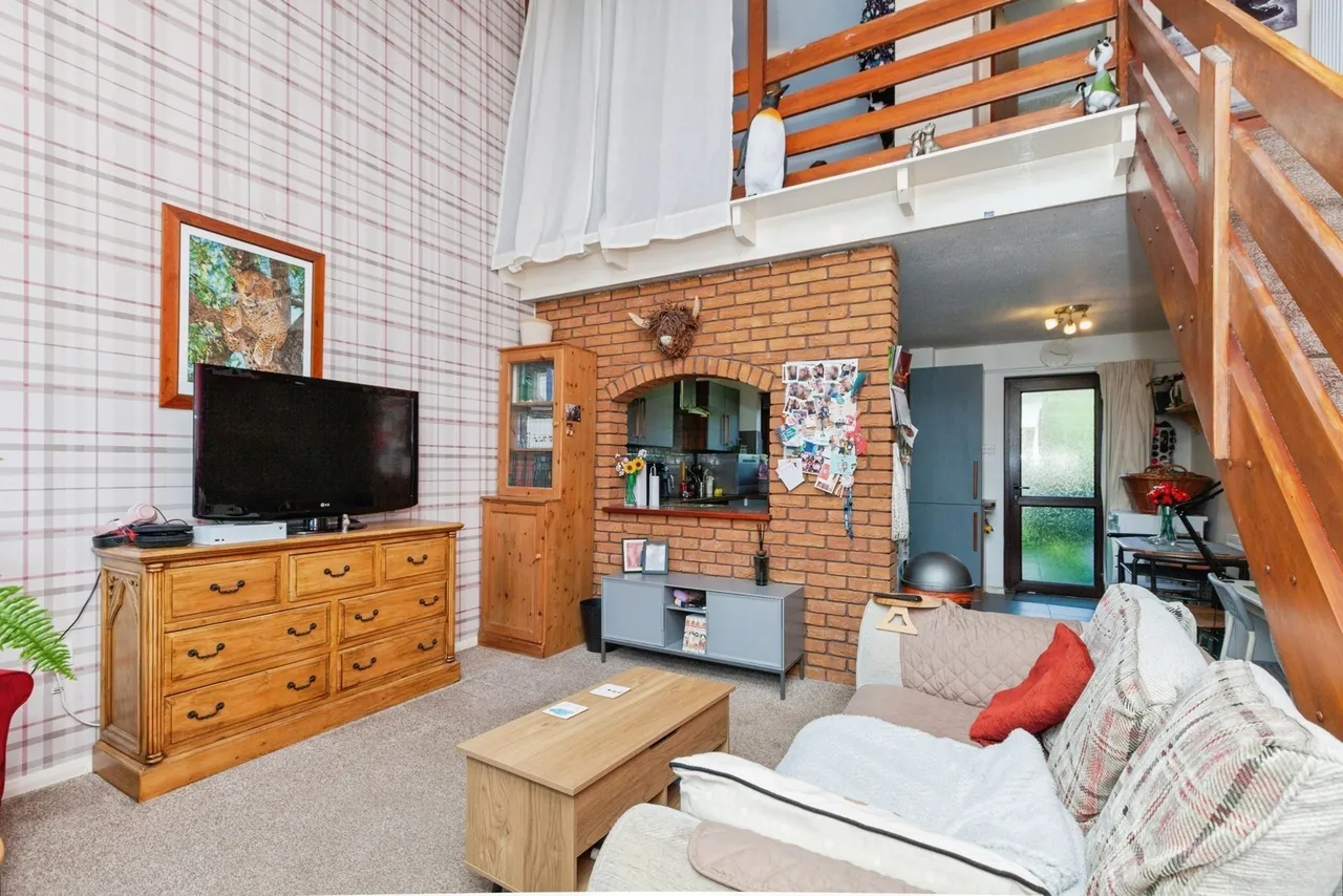 Warren Avenue, Leicester, LE4, photo 2