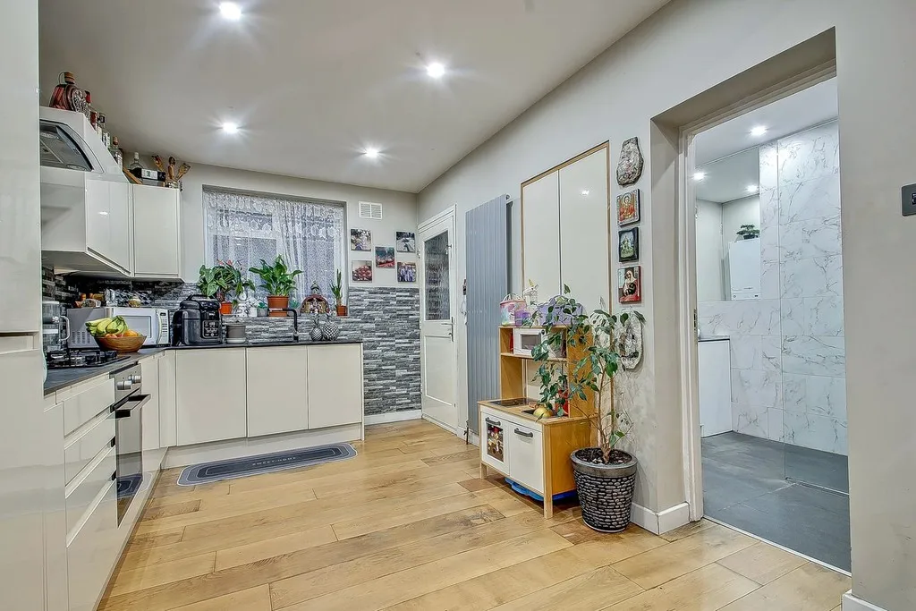 Heather Lane, Yiewsley, UB7, photo 8