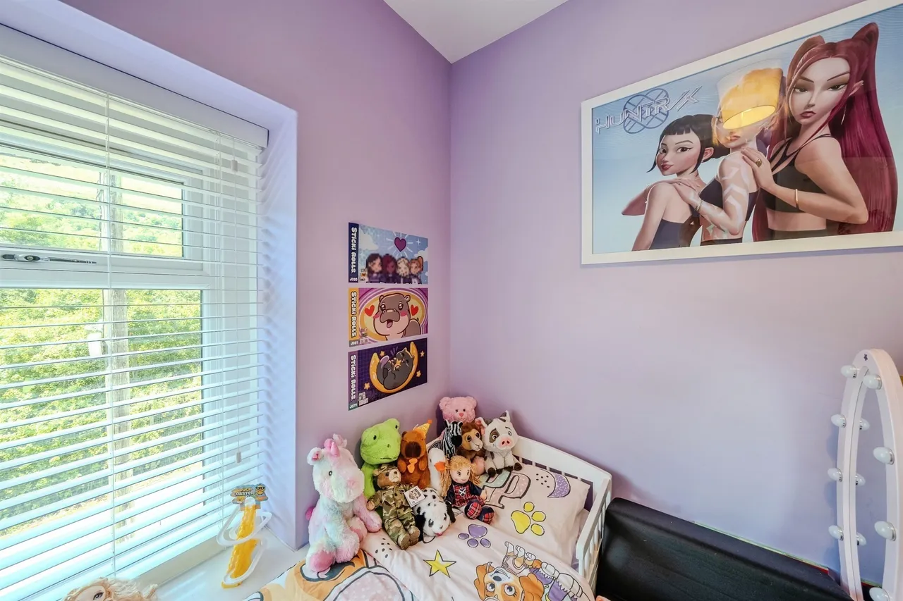 Brynhyfryd Terrace, Ebbw Vale, NP23, photo 19
