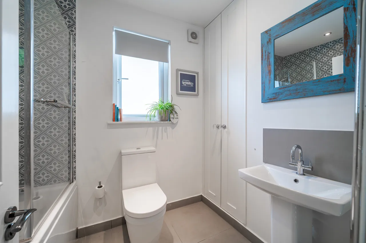 Boutflower Road, London, SW11, photo 7
