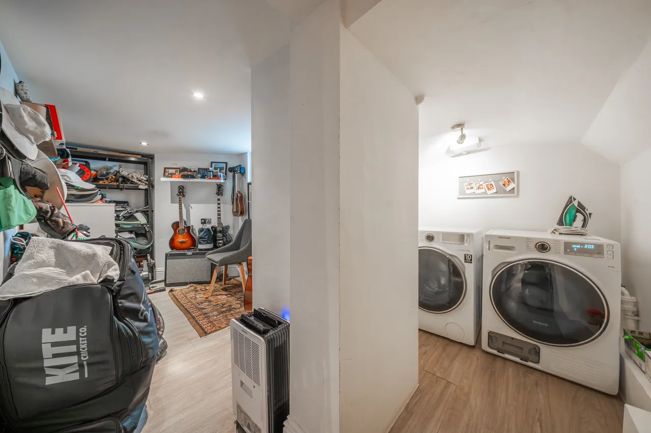 Boutflower Road, London, SW11, photo 8