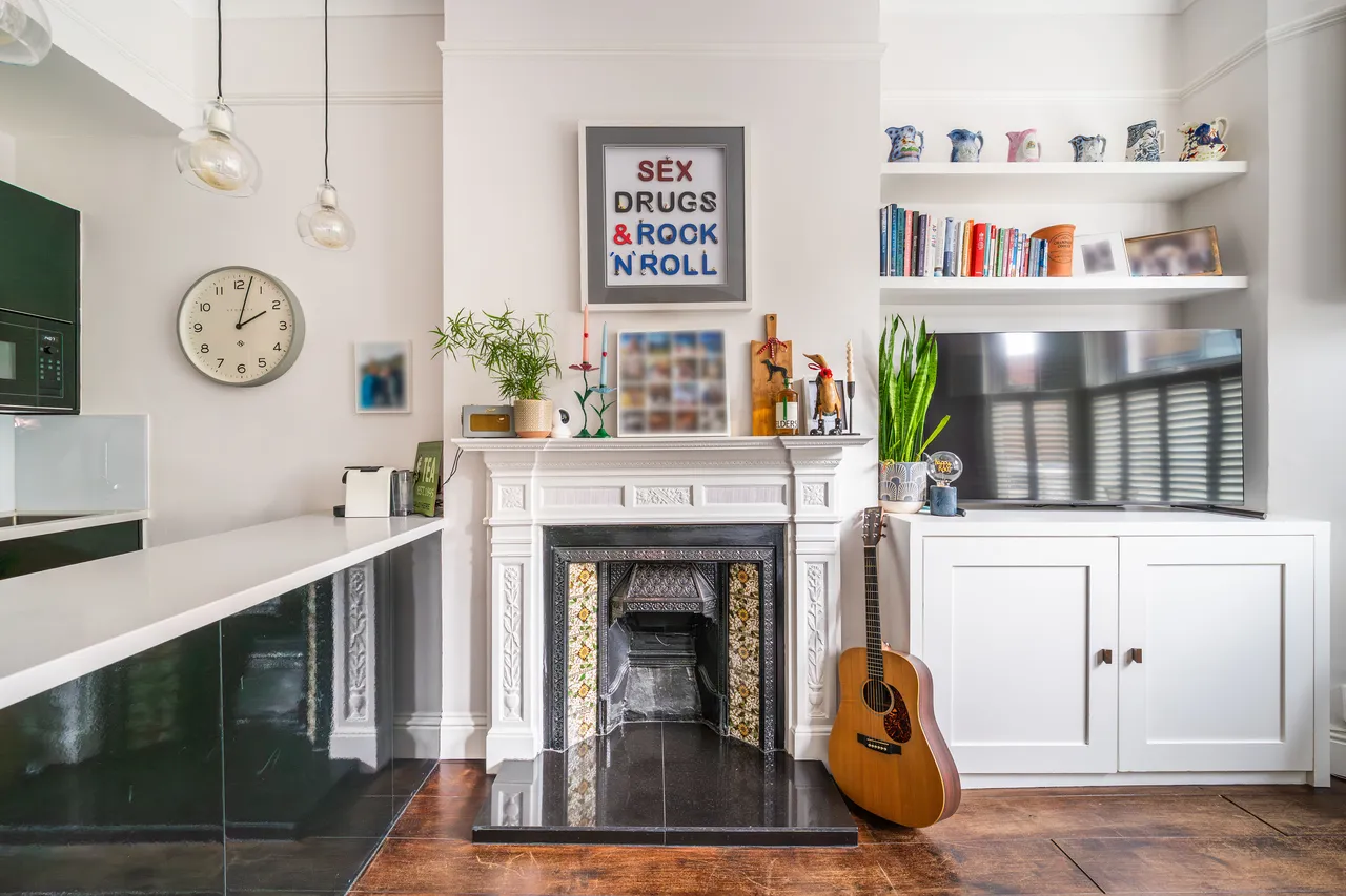 Boutflower Road, London, SW11, photo 9
