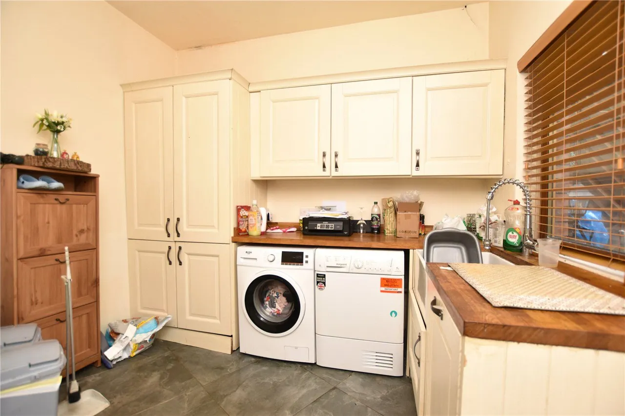 Upper Croft Road, Batley, WF17, photo 8