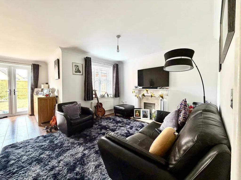 Poppy Close, Calne, photo 3