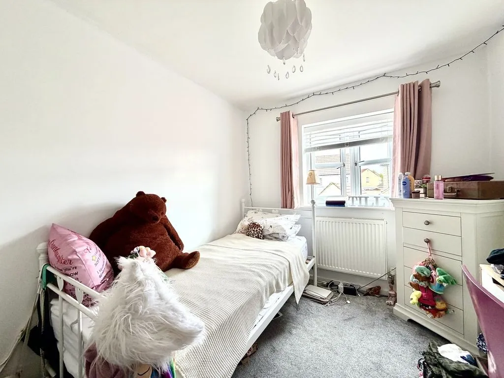 Poppy Close, Calne, photo 5